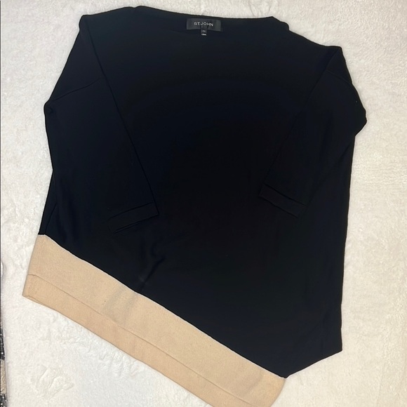 St. John Boat Neckline Wool Asymmetrical Sweater Size SP - Picture 3 of 6